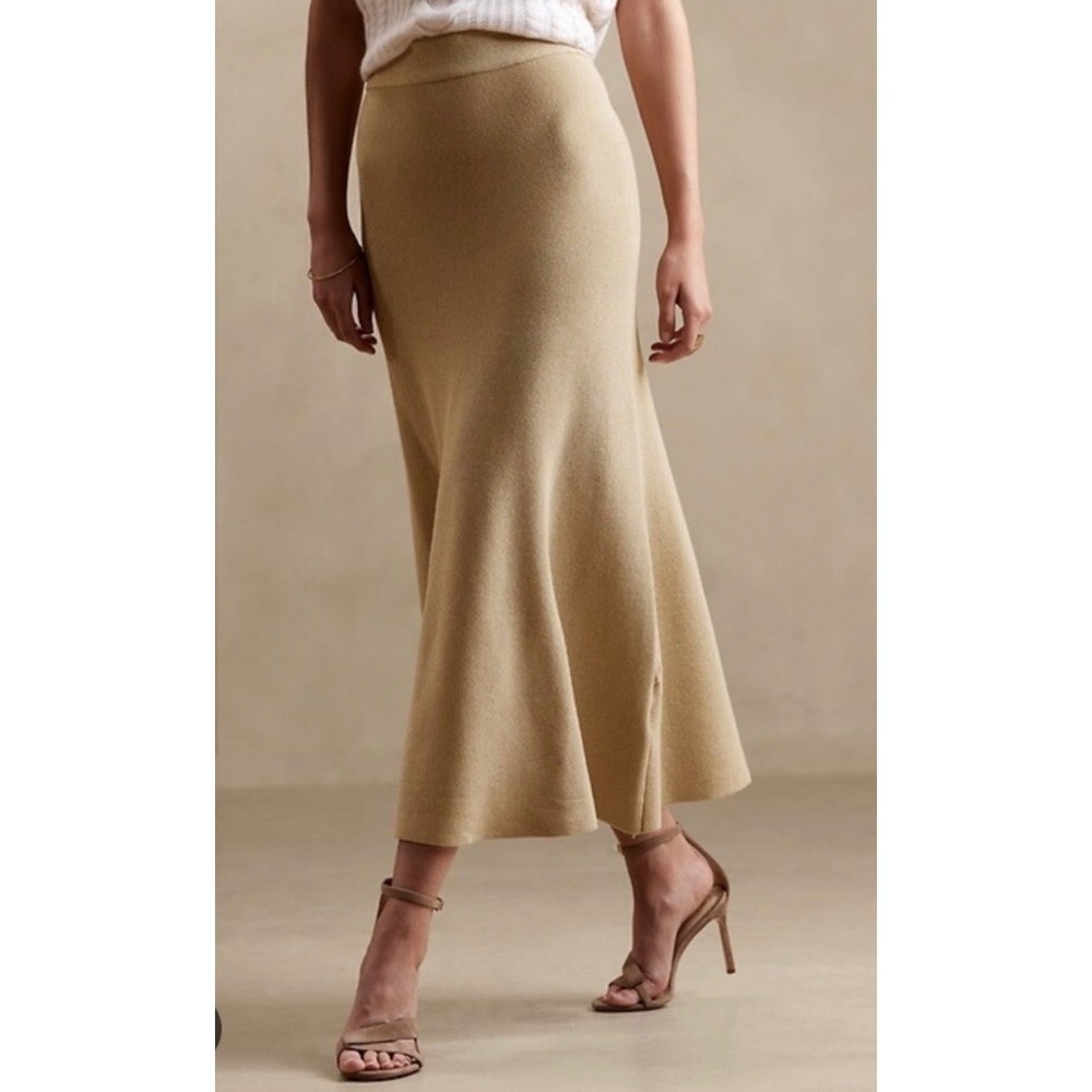 NWT $150 Banana Republic Flare Gabriel Shine Gold Sweater Skirt L